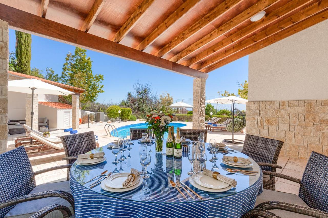 Villa Atlantica Peyia Exterior foto